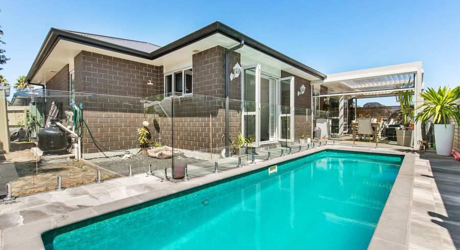  at 24 Marie Costello Way, Beach Haven, Auckland