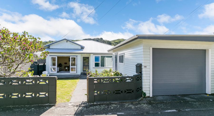  at 146 Clyde Street, Island Bay, Wellington
