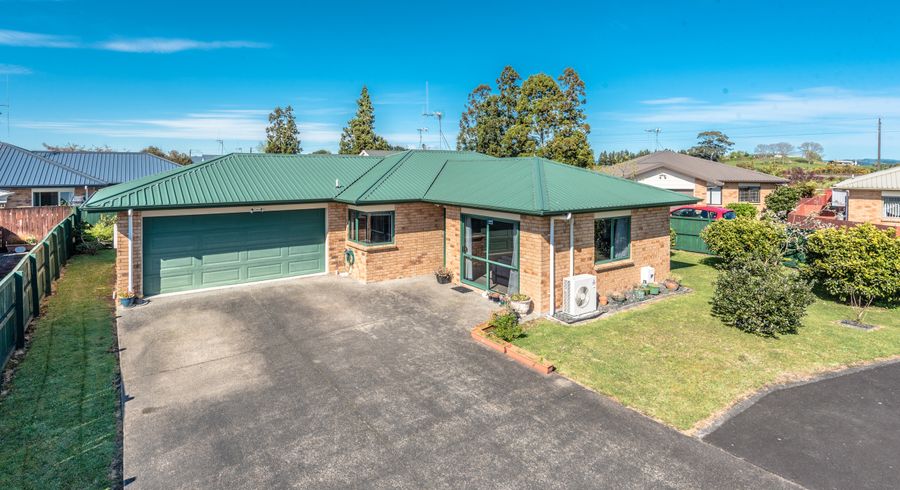  at 7 Corsair Place, Melville, Hamilton