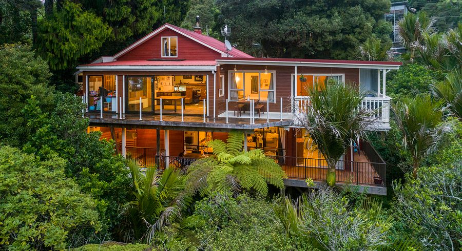  at 50 Park Road, Titirangi, Auckland