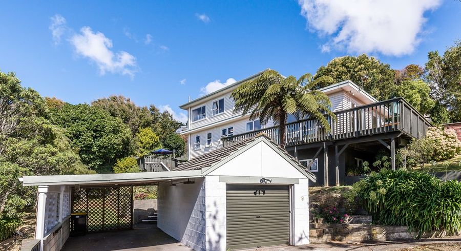  at 11 Spencer Street, Crofton Downs, Wellington