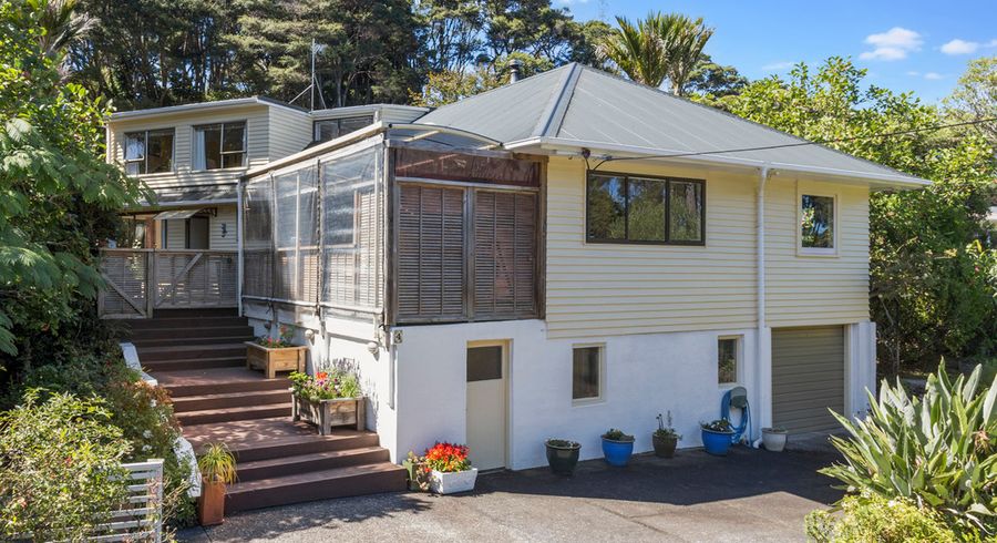  at 4 York Road, Titirangi, Auckland