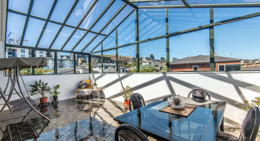  at 6 Ashwood Street, Woodridge, Wellington