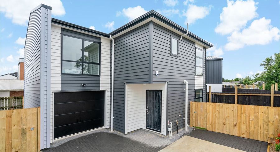  at 141E Russell Road, Manurewa, Auckland
