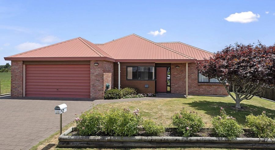  at 52 Forth Crescent, Glenview, Hamilton