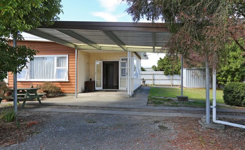  at 33 Panapa Road, Waipatu