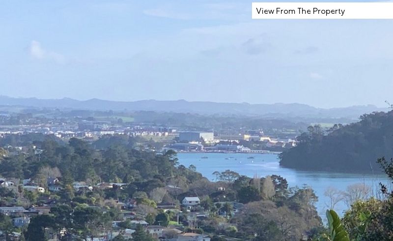  at 2/20 Pemberton Avenue, Bayview, Auckland