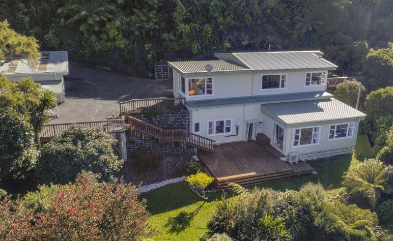  at 31 Rakeiora Grove, Korokoro, Lower Hutt