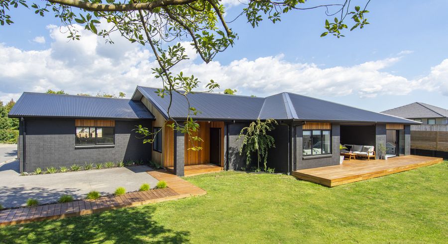  at 10 Gabriela Close, Pyes Pa, Tauranga