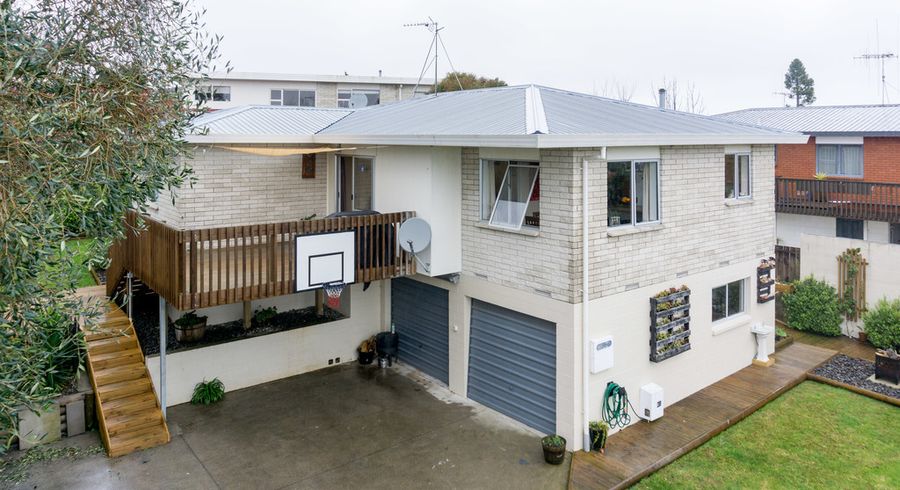  at 10A Thomson Avenue, Dinsdale, Hamilton