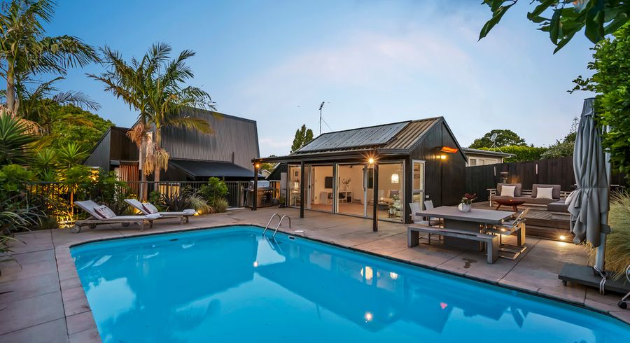  at 103 Gowing Drive, Meadowbank, Auckland