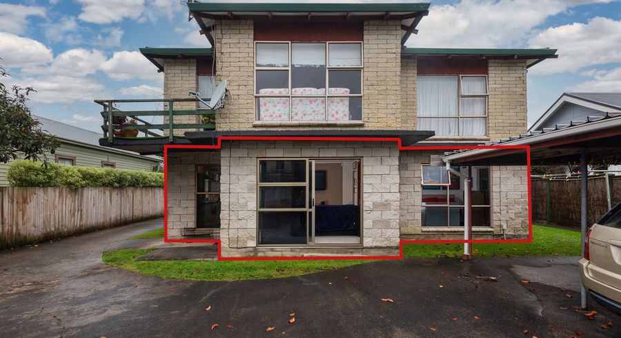 at 2/78 Aroha Avenue, Sandringham, Auckland