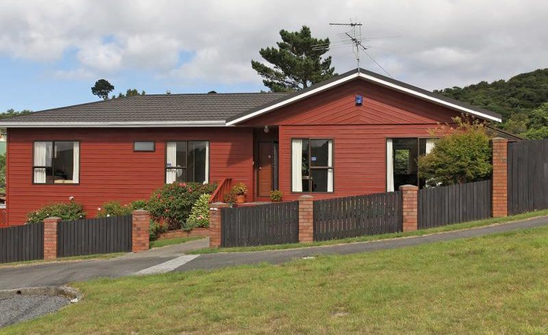  at 9 Viewmont Drive, Harbour View, Lower Hutt