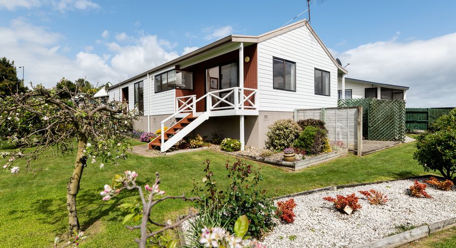  at 4 Te Arawa Place, Welcome Bay, Tauranga