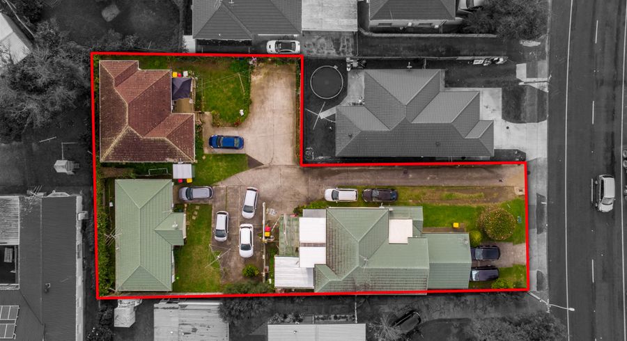  at 17 Gray Avenue, Mangere East, Auckland