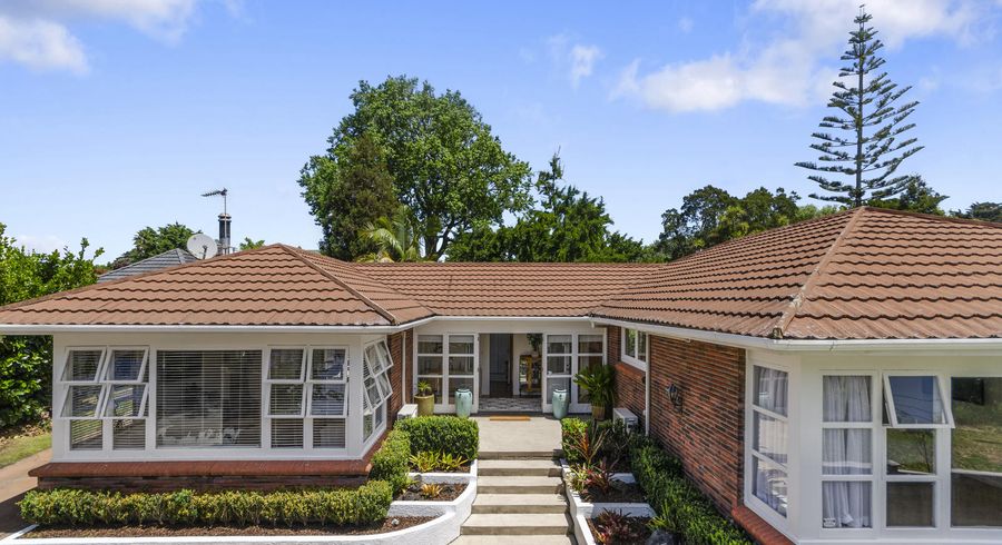  at 407 Main Road, Huapai, Kumeu