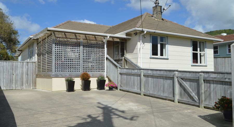  at 17 Hukatai Street, Elsdon, Porirua
