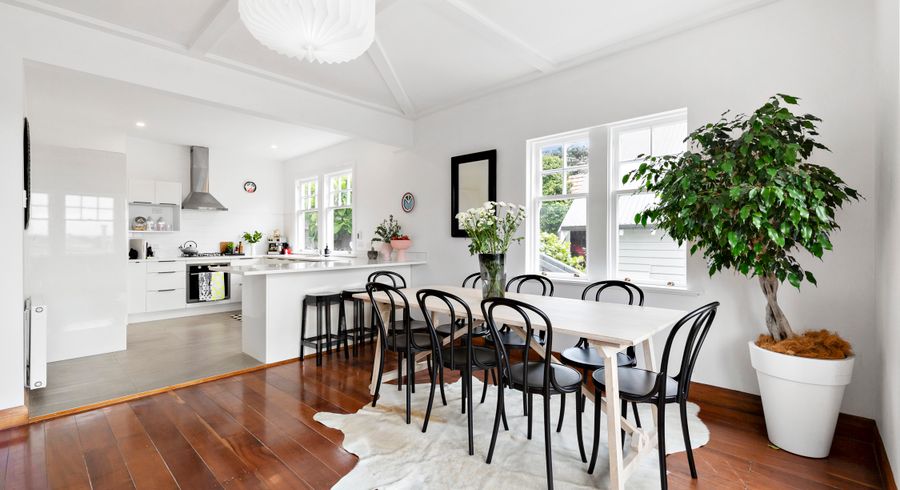  at 94 Upland Road, Kelburn, Wellington