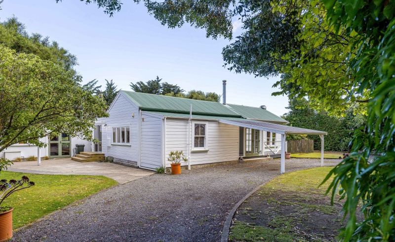 at 79 Lake Ferry Road, Lake Ferry, Featherston