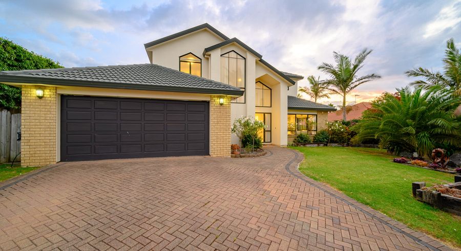  at 5 Burnaston Court, Dannemora, Auckland