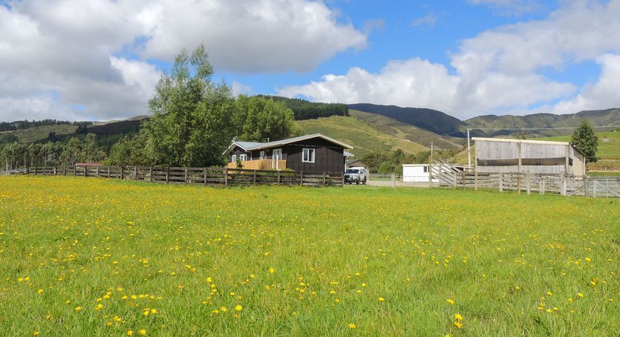  at 830 Whitemans Valley Road, Whitemans Valley, Upper Hutt