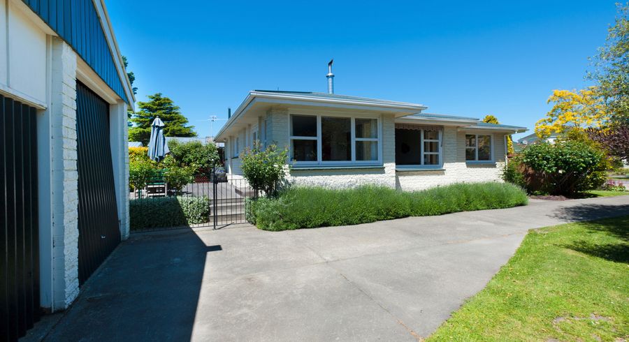  at 4 Birkenhead Street, Avonhead, Christchurch