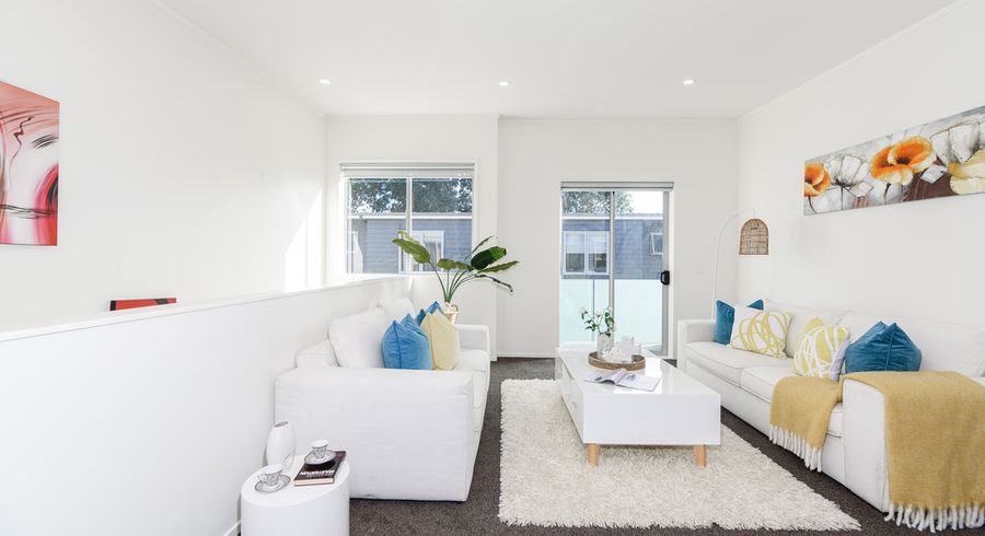  at 16/26 Mary Street, Mount Eden, Auckland