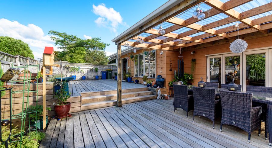  at 79 Stapleford Crescent, Browns Bay, Auckland