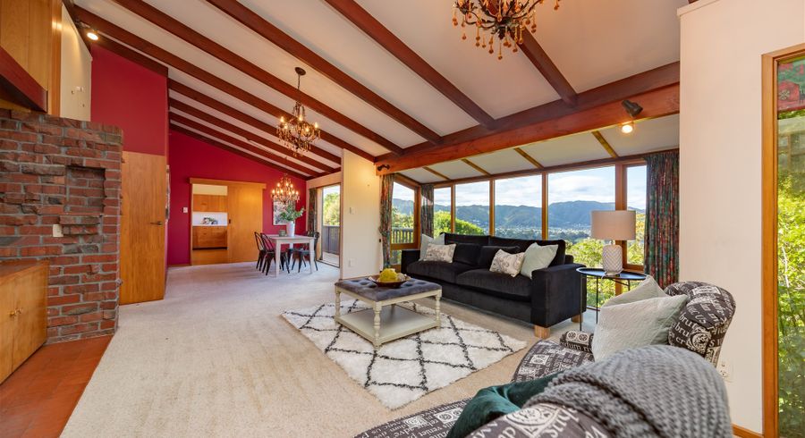  at 18 Vista Grove, Kelson, Lower Hutt