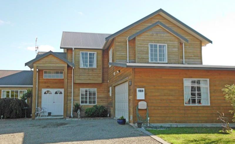  at 33 Grimsby Grove, Wainuiomata, Lower Hutt