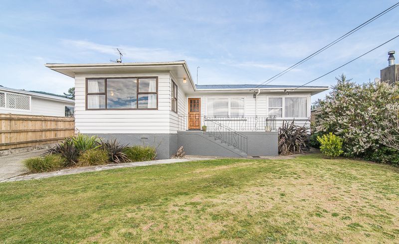  at 42 Kaitawa Crescent, Paraparaumu