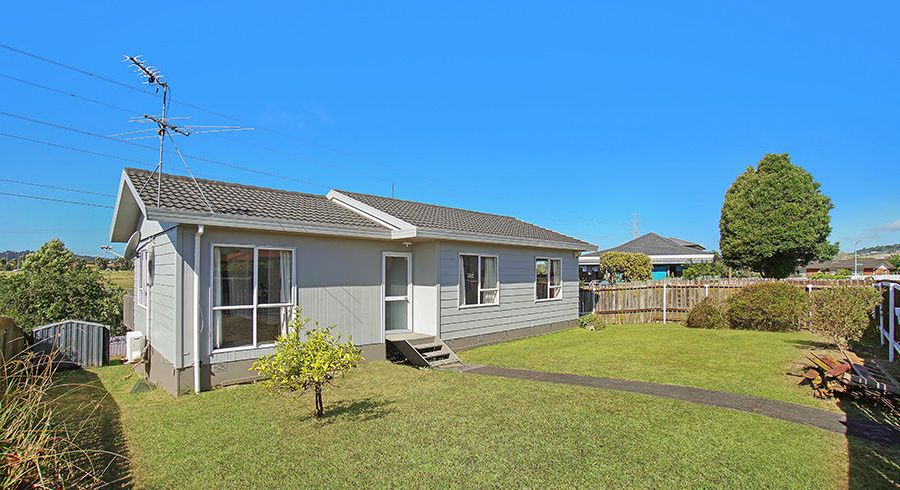  at 25 Belinda Avenue, Flat Bush, Auckland