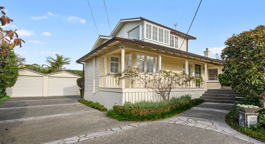  at 13 Cameron Street, Takapuna, Auckland