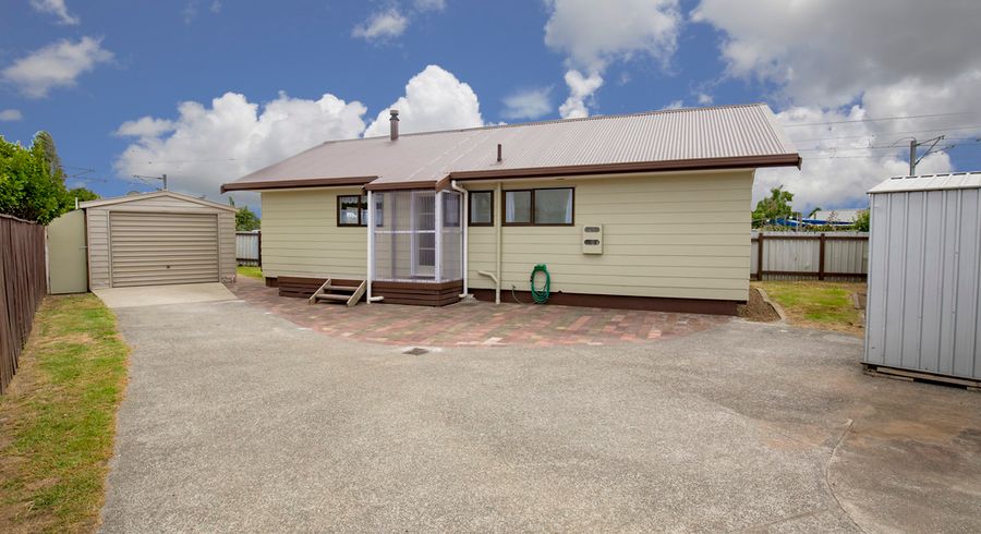  at 12A Manuroa Road, Takanini, Auckland