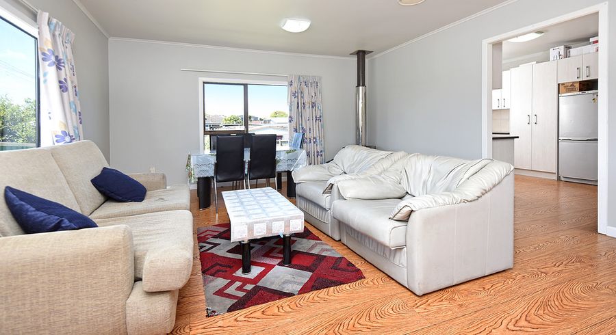  at 5 Atkinson Avenue, Papatoetoe, Auckland