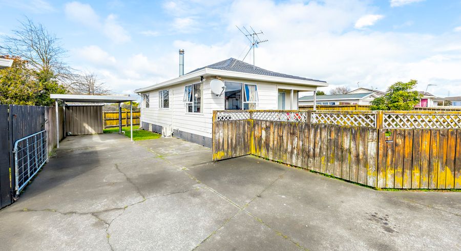  at 1/14 Trimdon Street, Randwick Park, Auckland
