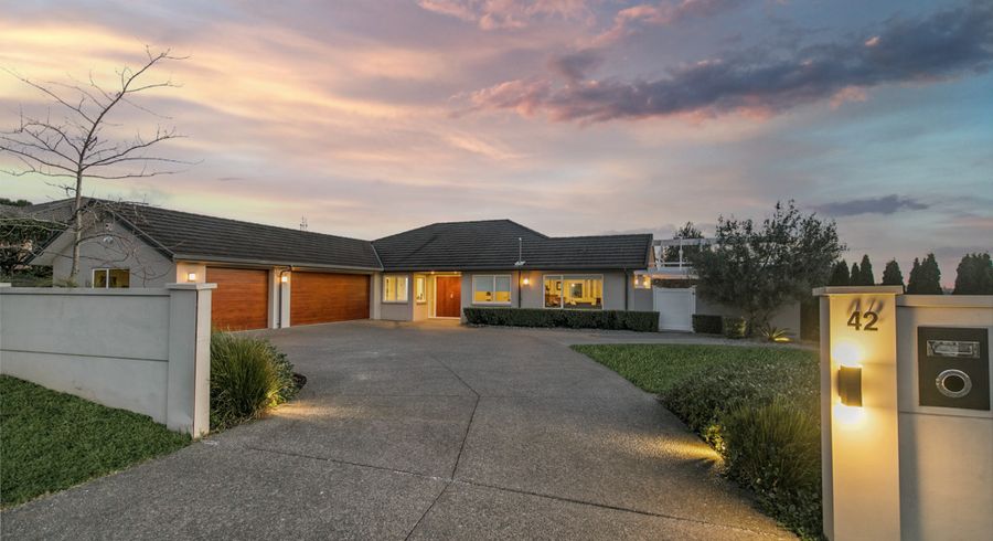  at 42 Sovereign Street, Flat Bush, Auckland