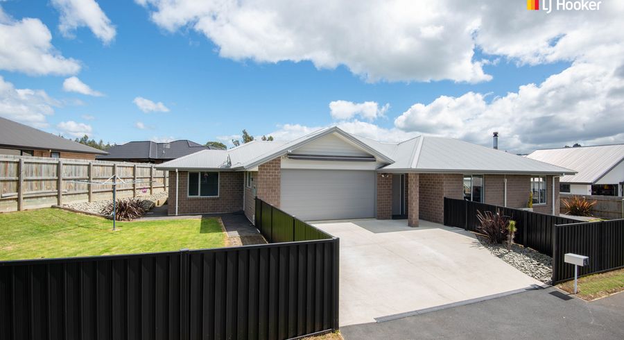  at 82 Severn Street, Green Island, Dunedin