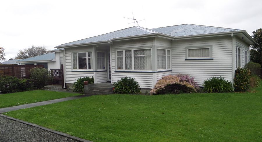  at 42 Wakefield Street, Featherston
