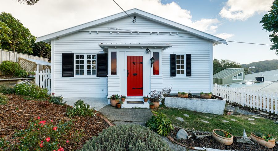  at 8 Messines Road, Karori, Wellington