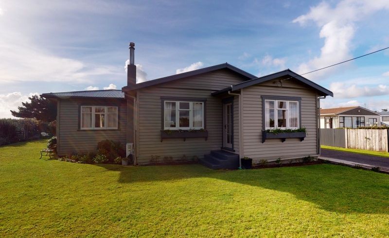  at 37 Edinburgh Terrace, Foxton Beach, Foxton