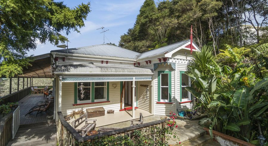  at 135 Wairere Road, Waitākere, Auckland