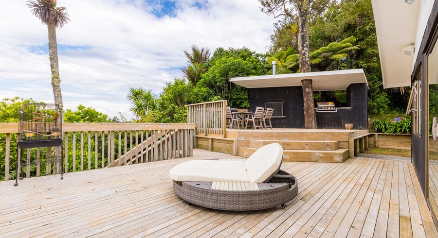  at 179 Woodlands Park Road, Titirangi, Auckland