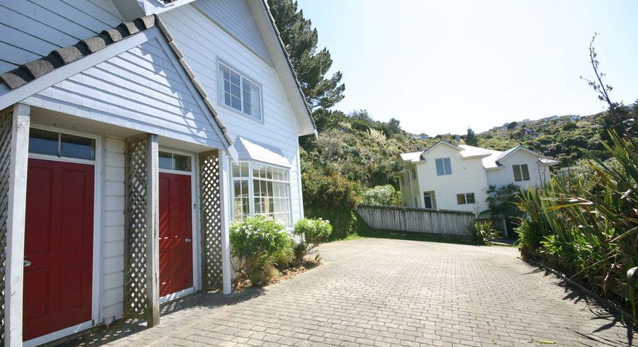  at 19B Percy Dyett Drive, Karori, Wellington