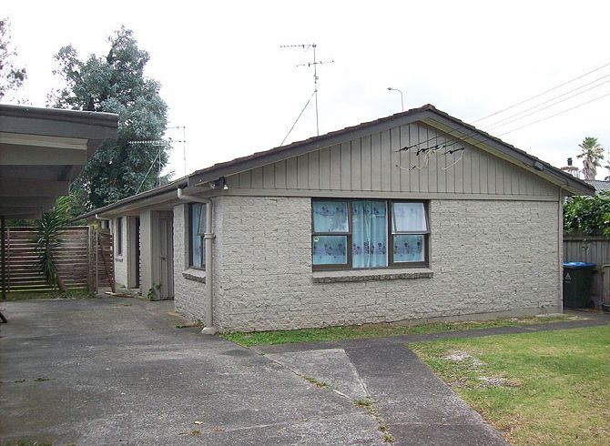  at 2/250 Princes Street East, Otahuhu, Auckland
