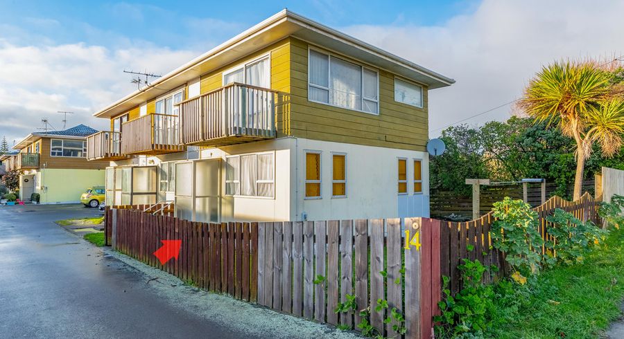  at 1/14 Ngatitoa Street, Takapuwahia, Porirua