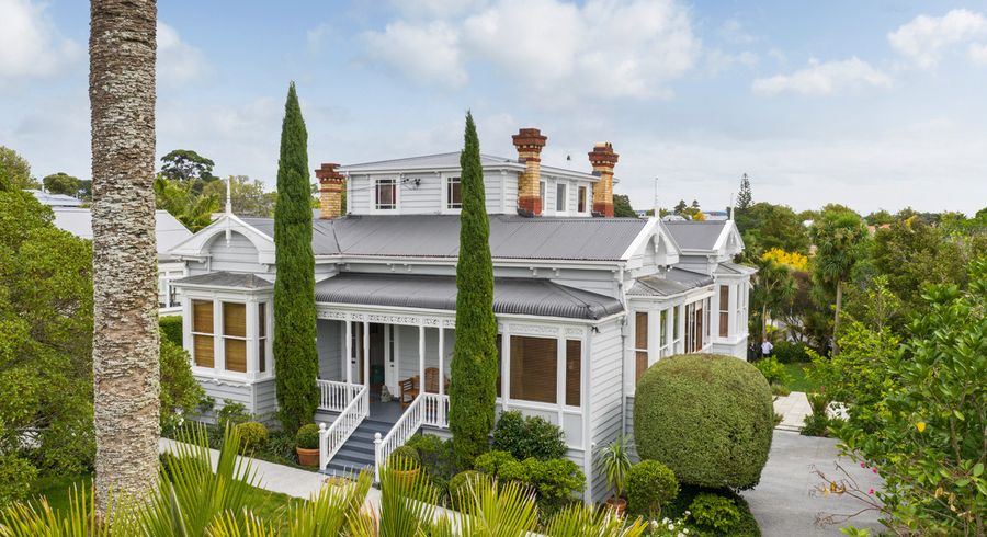  at 8 Salisbury Street, Herne Bay, Auckland