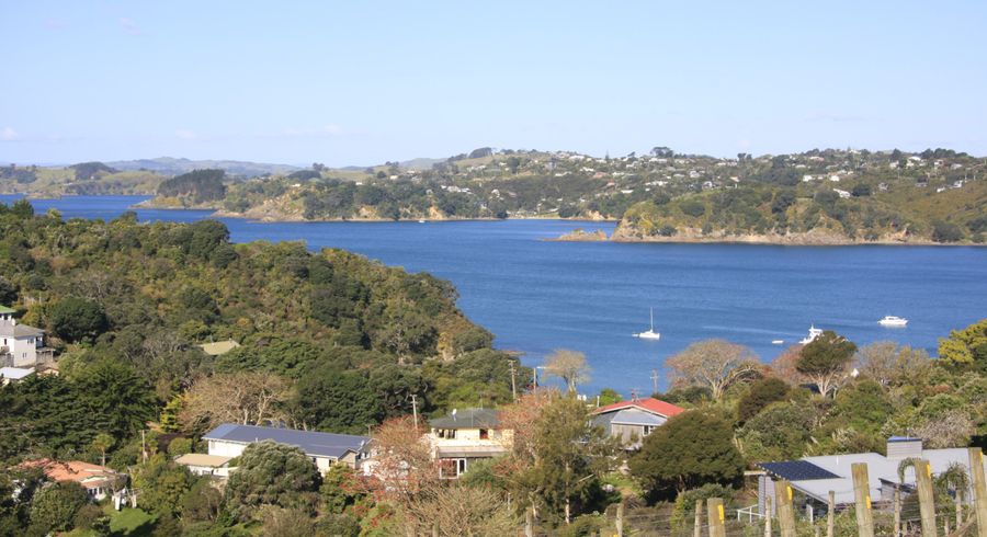  at 40 Tiri Road, Oneroa, Waiheke Island