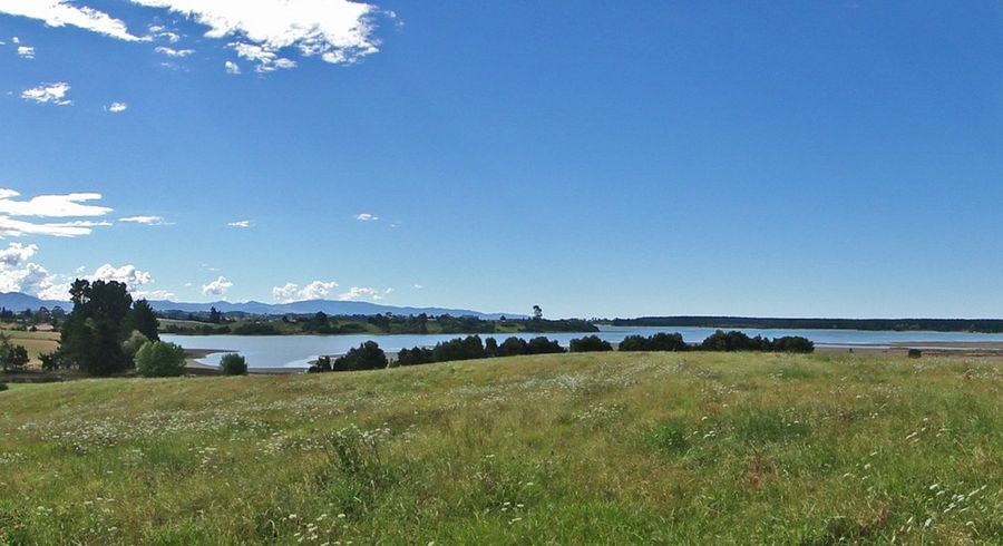  at 40 Research Orchard Road, Redwood Valley