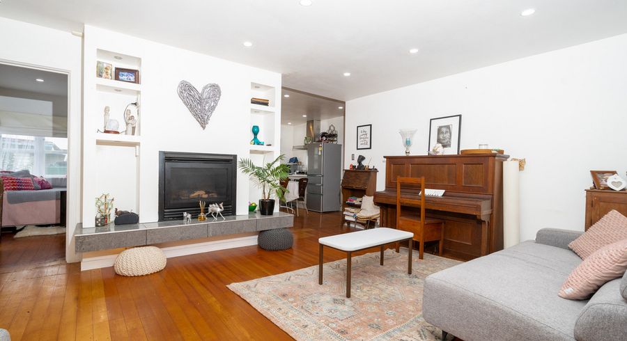  at 74 Forest Hill Road, Henderson, Auckland